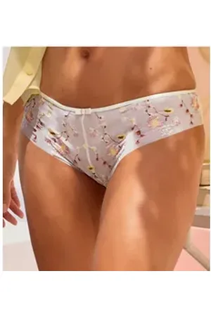 Lascana Panty mit hübscher Blumen-Stickereispitze weiß 48/50