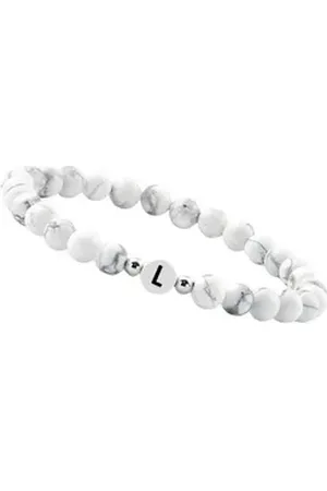 GOOD.designs Perlenarmband (1-tlg), aus Howlith-Steinen mit dem Buchstaben L weiß