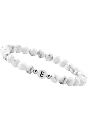 GOOD.designs Perlenarmband (1-tlg), aus Howlith-Steinen mit dem Buchstaben E weiß