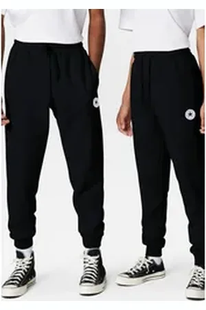 Converse Jogginghose GO-TO STANDARD FIT CHUCK TAYLOR PATCH PANTS (1-tlg) schwarz L