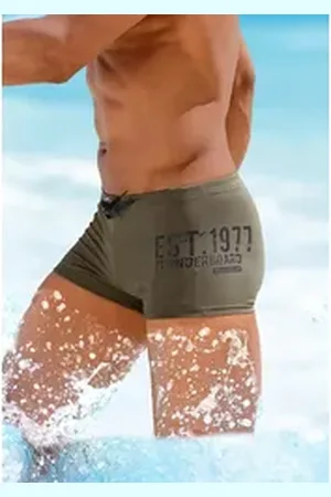 Bruno Banani Boxer-Badehose mit seitlichem Print grün 6