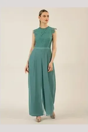 Apart Jumpsuit mit Spitzenoberteil und Formgebende Taillenabnäher grün 34