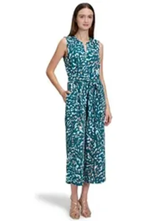 Betty & Co Betty&Co Overall Jumpsuit ohne Arm (1-tlg) Falten grün 44