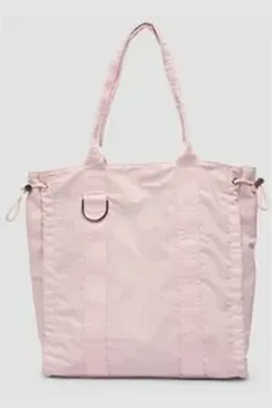 QS by s.Oliver Tragetasche Shopper mit Logo und Kordelzug-Details, Logo