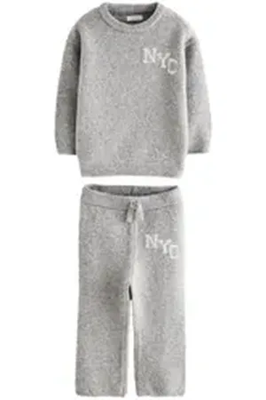 Next Sweatanzug Gestrickter Jogginganzug NYC College-Look (2-tlg) grau 74-80 (9-12 Mon,)