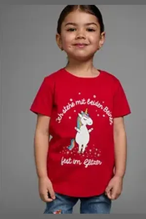 Kidsworld T-Shirt Mit Einhorn-Druck und Glitzereffekten Kurzarm, hüftlange Passform, mit stylischem Print rot 92/98