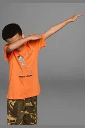 Kidsworld T-Shirt Mit coolem Druck: NEXT LEVEL Kurzarm, Basic-Schnitt, mit trendigen Statements und Sprüchen orange 140/146