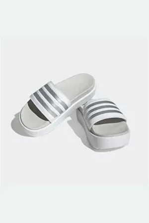adidas Sportswear PLATFORM ADILETTE Badesandale weiß 40 2/3 EU