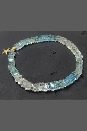 Golden Perlenarmband Aquamarin Armband, Aquamarin Schmuck, Blaue Edelsteine, Geburtsstein 20 cm