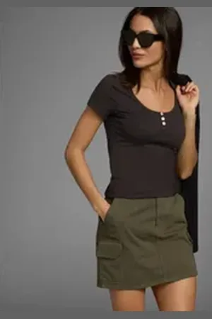 Laura Scott Kurzarmshirt mit dekorativen Glitzerknöpfen schwarz 44/46