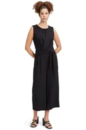 Betty & Co Betty&Co Overall Jumpsuit ohne Arm (1-tlg) Falten schwarz 44