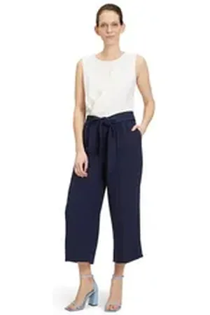Betty & Co Betty&Co Overall Jumpsuit ohne Arm (1-tlg) Falten blau 38