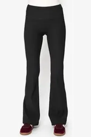 SASSYCLASSY Leggings Gerippte Sportleggings aus atmungsaktiven Material Figurbetonte High Waist Damen Leggings in Flare-Stil mit Rippstruktur schwarz S