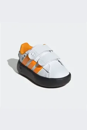 adidas Sportswear STAR WARS KIDS GRAND COURT 2.0 SCHUH Klettschuh Design auf den Spuren des Superstar, für Kinder orange|weiß 23 EU