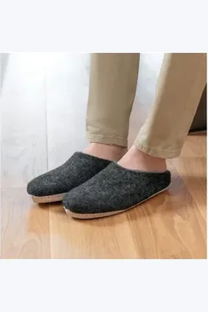 naturling Herren Filz Pantoffel Hausschuh (mit echter) Ledersohle schwarz 43 EU