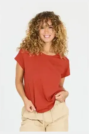 Cruz Funktionsshirt Highmore im smarten Basic-Look aus reiner Baumwolle rot 40