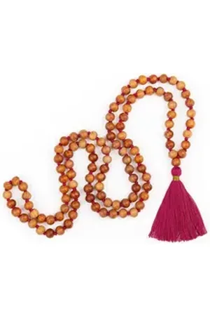 BODHI Perlenkette Mala Yoga Kette mit Sandelholz-Duft, farbige Quaste, 108 Perlen pink
