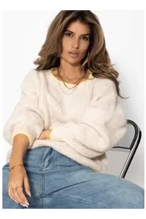 SASSYCLASSY Strickpullover Oversize Strickpullover Damen mit gelber Blende Lässiger Rollkragenpullover mit farblichen Details an Einfassungen S
