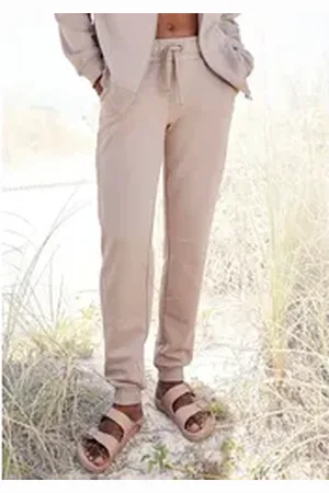 Lascana Sweathose aus organischer Baumwolle, Loungewear braun 44/46