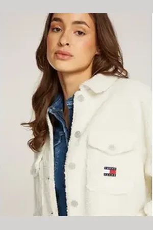 Tommy Hilfiger Outdoorbluse TJW TEDDY BADGE OVERSHIRT EXT in Großen Größen, mit Badge weiß 6XL (52)