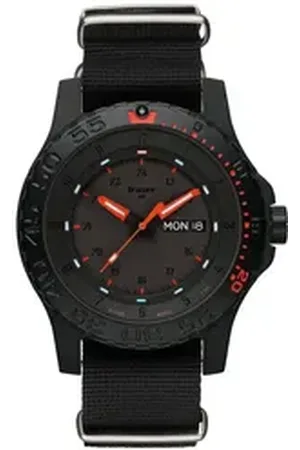 Traser Quarzuhr H3 104147 P66 Red Combat Herrenuhr 45mm 20ATM H3 104147 P66 Red Combat Herrenuhr 45mm 20ATM