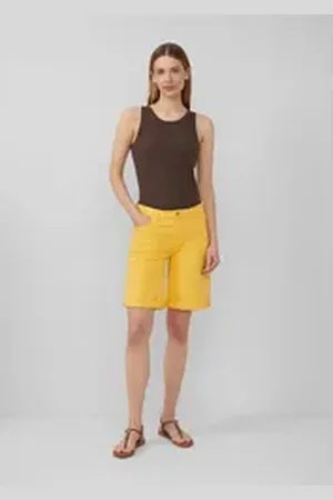 QS by s.Oliver Jeansshorts Jeans-Bermuda Karolin / Straight Fit / Mid Rise / Straight Leg gelb 34