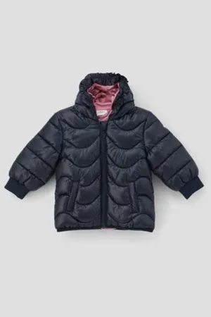 QS by s.Oliver Outdoorjacke Steppjacke mit gerüschter Kapuze Paspel blau 74