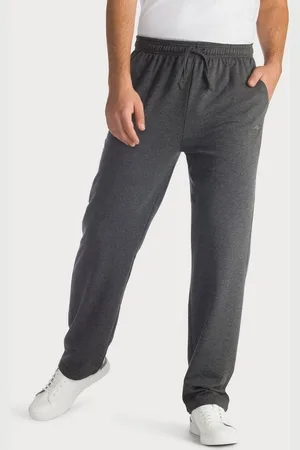 KangaROOS Sweathose Jogginghose in legerer Weite