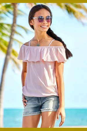 Kidsworld T-Shirt Volant-Shirt Kurzarm, weite Passform, Carmenausschnitt, aus Jerseystoff