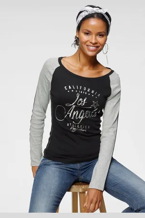 KangaROOS Longsleeve Langarm, sehr figurbetonte Passform, mit glänzendem Metallic-Druck