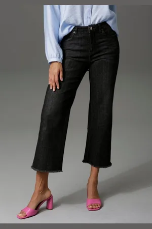 Aniston 7/8-Jeans mit leicht ausgefranstem Beinabschluss