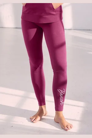 Bench Leggings mit glitzernder Logostickerei auf dem Bein
