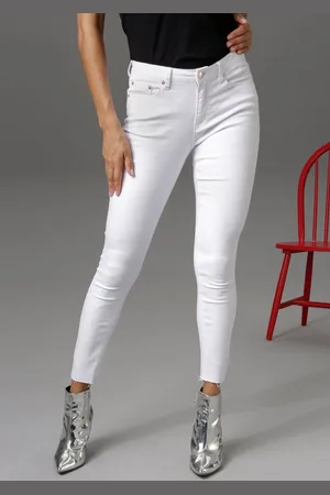 Aniston Skinny-fit-Jeans regular waist - mit ausgefransten Beinabschluss