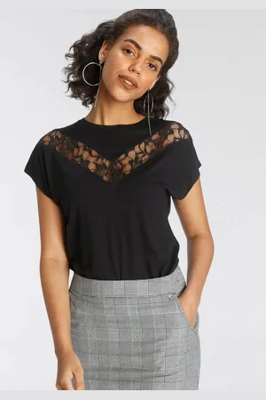 Laura Scott Rundhalsshirt angeschnittene Kurzarmärmel, figurumspielende Passform