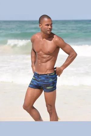 KangaROOS Boxer-Badehose mit Streifendesign