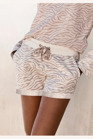 Lascana Shorts mit Rippbündchen und Umschlagsaum