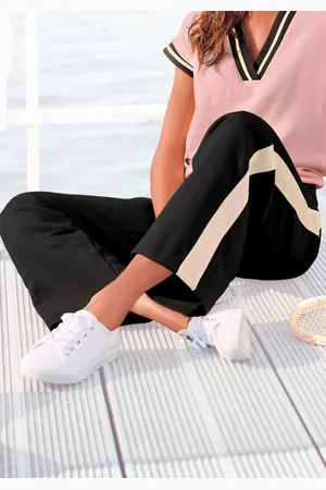 Lascana Sweathose mit weitem Bein, Loungeanzug