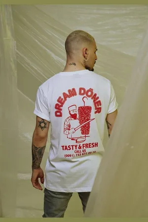 Mister Tee T-Shirt - Verkäufer: 247Group GmbH