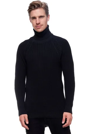 Rusty Neal Rollkragenpullover mit kuscheligem Rollkragen