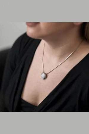 Materia Kettenanhänger Mondstein Edelstein weiß rund Ø18mm KA-259, Fassung aus 925 Sterling Silber - Verkäufer: Schmuck