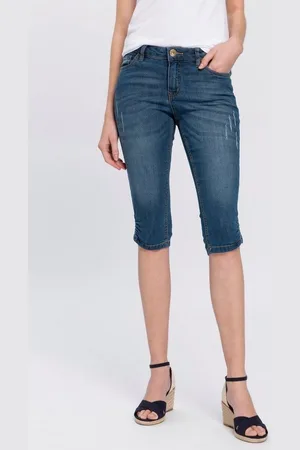 ARIZONA Caprijeans schmale Passform, mit Destroyed-Effekten, niedrige Leibhöhe