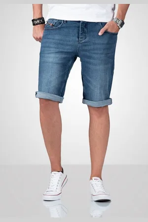 Alessandro Salvarini Shorts ASSomerio mit Knopfverschluss - Verkäufer: Golden Brands