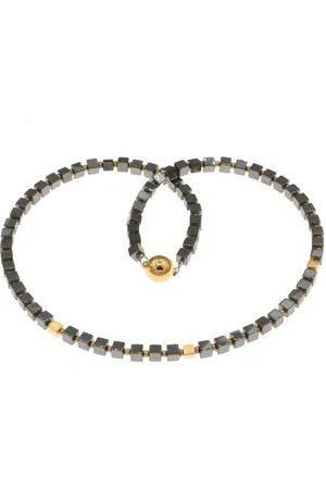 Bella Carina Perlenkette Kette mit Hämatit Würfeln und Würfeln aus 925 Silber vergoldet, mit 3 Würfeln aus 925 Silber, mit Hämatit Würfel Perlen - Verkäufer: