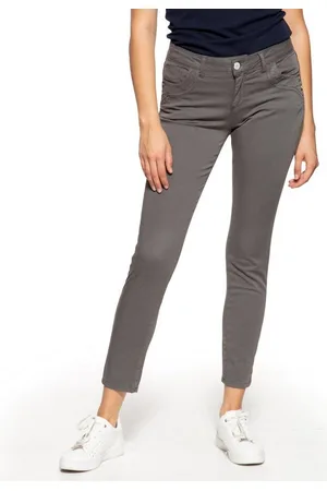 ATT Slim-fit-Jeans Leoni (1-tlg) aus nachhaltigem Material-Mix - Verkäufer: Deinetrends