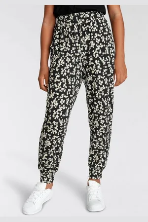 Kidsworld Haremshose Viskosehose allover gemustert mit Blumen bedruckt