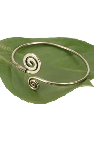 GURU-SHOP Armreif Boho Armreifen, Ethno Armspange Spirale - gold - Verkäufer: