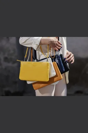 Capelli new york Handtasche Clutch - Verkäufer: Capelli Europe GmbH