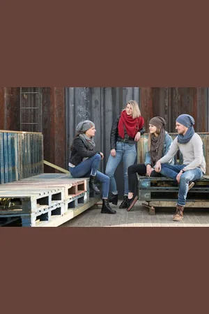 Knit Factory Schal Coco Schals One Size Glatt Braun, (1-St), Schal Strickschal Umhängetuch Tuch Strickware - Verkäufer: Bettklusiv GmbH