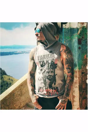 Yakuza Muskelshirt Shot mit Ringerrücken und Kapuze - Verkäufer: Official Store