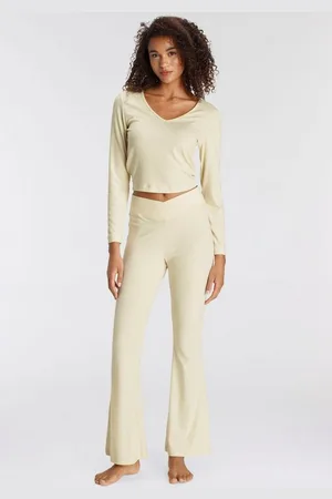Lascana Pyjama (Set, 2 tlg) aus schönem Ripp-Material